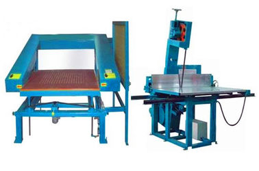 Hohe Genauigkeits-vertikaler Schwamm-Schaum, der CNC-Maschine für die spezielle Form schneidet Schaum schneidet